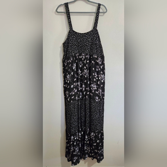 Terra and Sky Maxi Dress - Picture 2 of 8